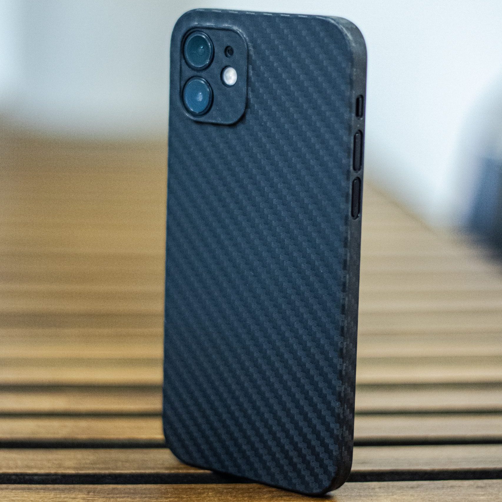 iphone 12 karbon cover